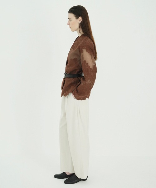 CLANE(クラネ)の「FLOWER LACE WIDE SHIRT JACKET(その他アウター・レディース・ホワイト/ブラック/ブラウン・1/2)」の15枚目の写真