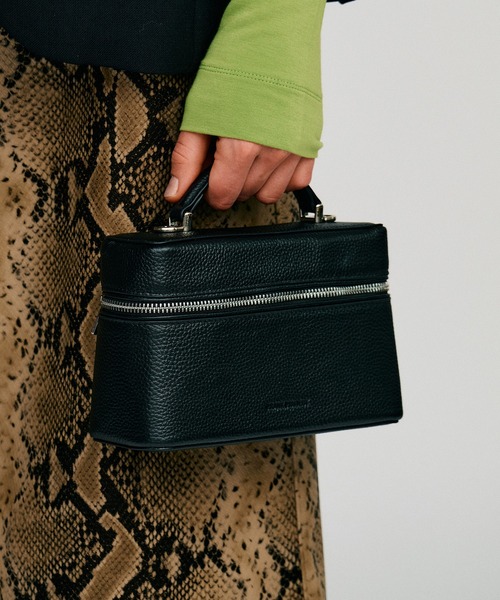 PRANK PROJECT(プランクプロジェクト)の「【2026Autumn Pre-Order】バニティーバッグ / Vanity Bag(ショルダーバッグ・レディース・ブラウン/ブラック・FREE)」の3枚目の写真