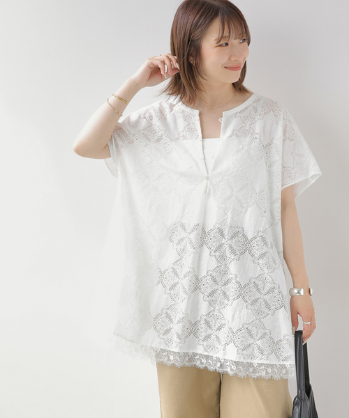JOURNAL STANDARD relume(ジャーナルスタンダード レリューム)の「レースポンチョプルオーバー(シャツ/ブラウス・レディース・ホワイト/ブラック・FREE)」の12枚目の写真