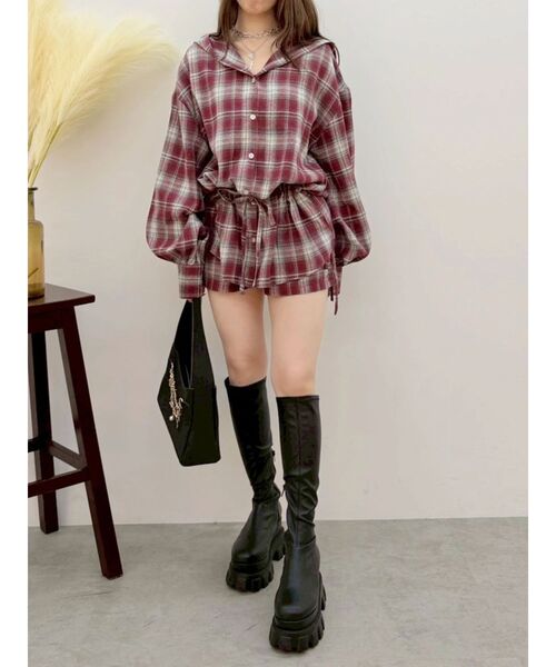 EVRIS（エヴリス）の「【厚底】シャークソールロングブーツ（ブーツ・レディース・ブラック/ブラウン・SMALL/LARGE/MEDIUM）」の10枚目の写真
