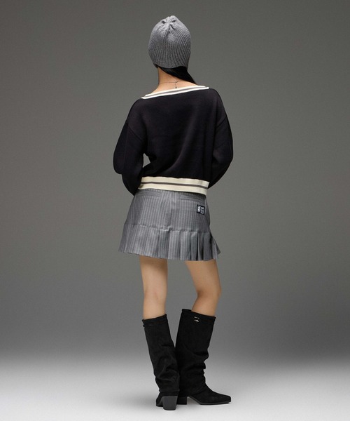 X-girl（エックスガール）の「STRIPE PLEATS HEM MINI SKIRT（スカート・レディース・ブラック/グレー・M/S）」の6枚目の写真