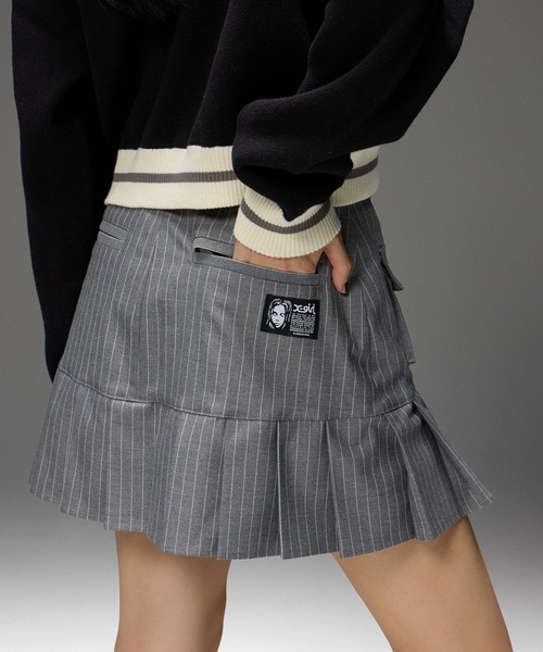 X-girl（エックスガール）の「STRIPE PLEATS HEM MINI SKIRT（スカート・レディース・ブラック/グレー・M/S）」の19枚目の写真