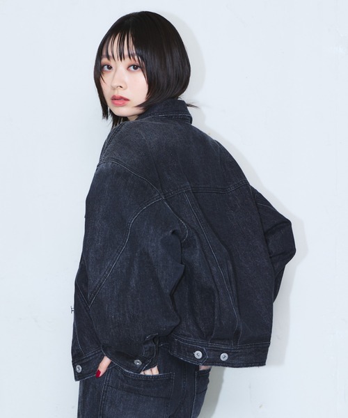 PAGEBOY(ページボーイ)の「コクーンGジャン/デニムジャケット【セットアップ対応】(デニムジャケット・レディース・ブラウン/ブルー/ブラック・FREE)」の21枚目の写真