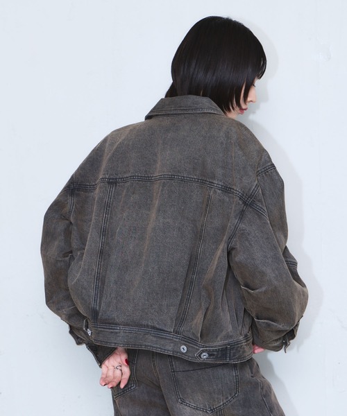 PAGEBOY(ページボーイ)の「コクーンGジャン/デニムジャケット【セットアップ対応】(デニムジャケット・レディース・ブラウン/ブルー/ブラック・FREE)」の6枚目の写真