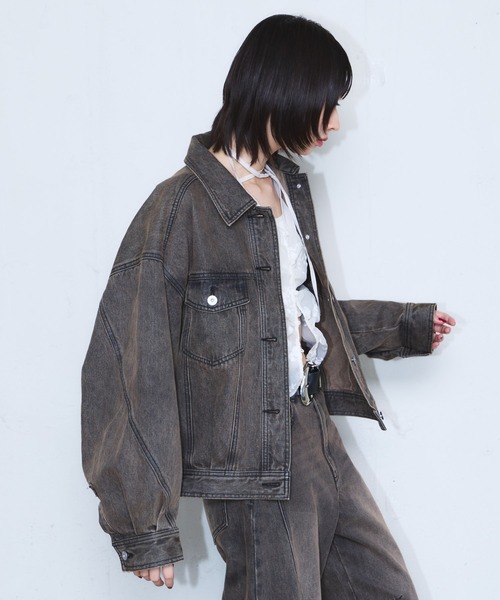 PAGEBOY(ページボーイ)の「コクーンGジャン/デニムジャケット【セットアップ対応】(デニムジャケット・レディース・ブラウン/ブルー/ブラック・FREE)」の5枚目の写真
