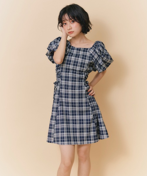 REDYAZEL(レディアゼル)の「サイドレースアップチェックミニフレアワンピース(ワンピース・レディース・ブラウン系その他/ブルー系その他/レッド系その他・FREE)」の12枚目の写真