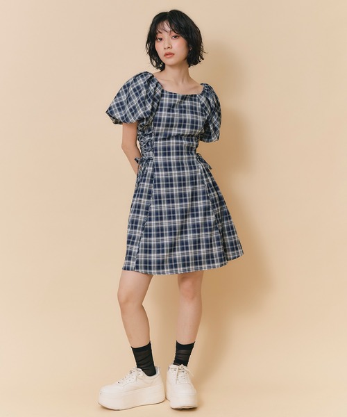 REDYAZEL(レディアゼル)の「サイドレースアップチェックミニフレアワンピース(ワンピース・レディース・ブラウン系その他/ブルー系その他/レッド系その他・FREE)」の17枚目の写真