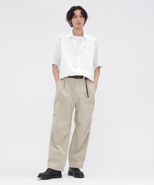 MHL.(エムエイチエル)の「MHL. UTILITY WEAR PIECE DYED COTTON POPLIN SHIRT(シャツ/ブラウス・レディース・ホワイト・SMALL/MEDIUM/LARGE)」の7枚目の写真