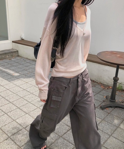 Girly Doll(ガーリードール)の「Vネック長袖シアーニットプルオーバー(ニット/セーター・レディース・グレー/ピンク/イエロー/ブルー・FREE)」の13枚目の写真