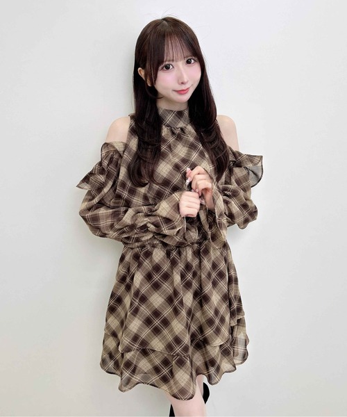 INGNI（イング）の「ベルト付肩あきフリルミニワンピース（ワンピース・レディース・ブラック系/ブラック/ブラウン系その他2・M）」の19枚目の写真