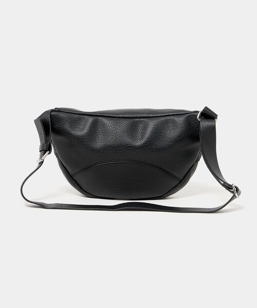 A DAY IN THE LIFE UNITED ARROWS(アデイインザライフユナイテッドアローズ)の「レザーライク ボディバッグ<A DAY IN THE LIFE>(ボディバッグ/ウエストポーチ・メンズ・ブラック・FREE)」の3枚目の写真