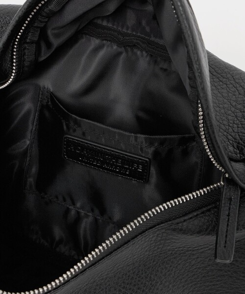 A DAY IN THE LIFE UNITED ARROWS(アデイインザライフユナイテッドアローズ)の「レザーライク ボディバッグ<A DAY IN THE LIFE>(ボディバッグ/ウエストポーチ・メンズ・ブラック・FREE)」の8枚目の写真