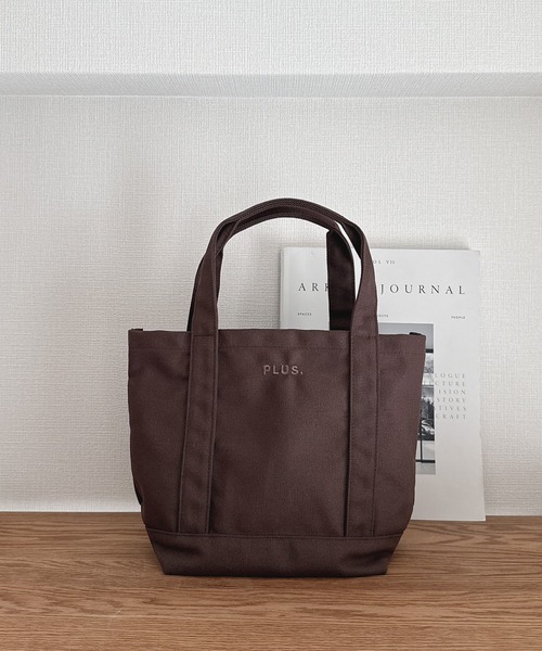 AS KNOW AS plus(アズノゥアズプラス)の「PLUS. ロゴ刺繍キャンバストートバッグS 【UNISEX ITEM】(トートバッグ・レディース・ブラウン/ピンク/グリーン/アイボリー・FREE)」の12枚目の写真