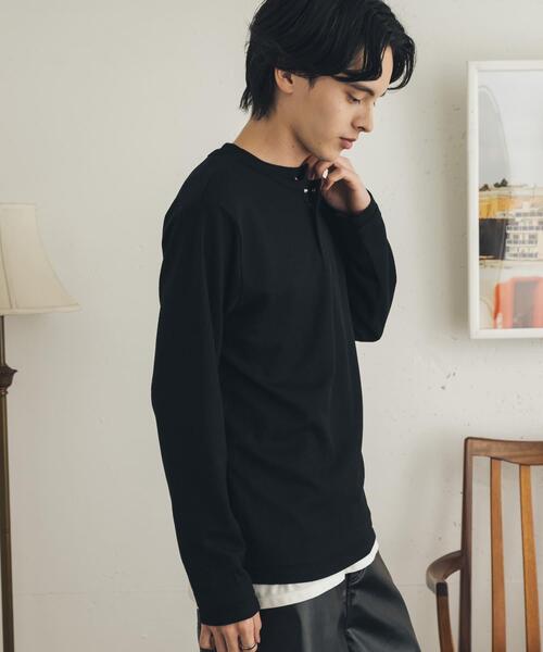 SENSE OF PLACE by URBAN RESEARCH(センスオブプレイスバイアーバンリサーチ)の「フェイクレイヤードヘンリーネックロングTシャツ(Tシャツ/カットソー・メンズ・グレー/ブラック/アイボリー・MEDIUM/LARGE)」の15枚目の写真