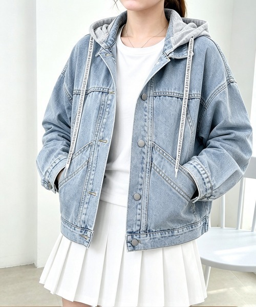 Miniministore（ミニミニストア）の「フード付きデニムジャケット韓国風アウター（デニムジャケット・レディース・サックスブルー・M/XL/L）」の2枚目の写真