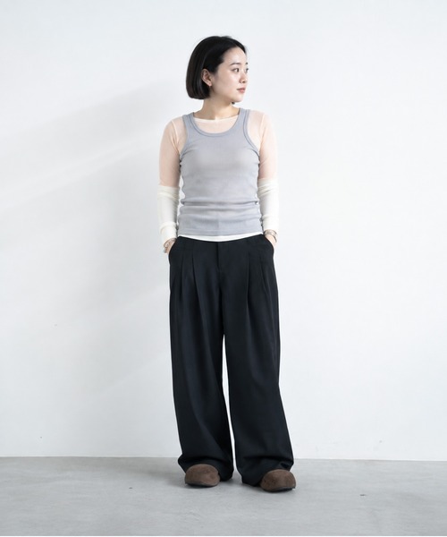 bashful base Oriental(バッシュフルベースオリエンタル)の「【bbO】マルチタックデザインワイドスラックス(スラックス・レディース・チャコールグレー/ベージュ/ブラック・FREE)」の6枚目の写真