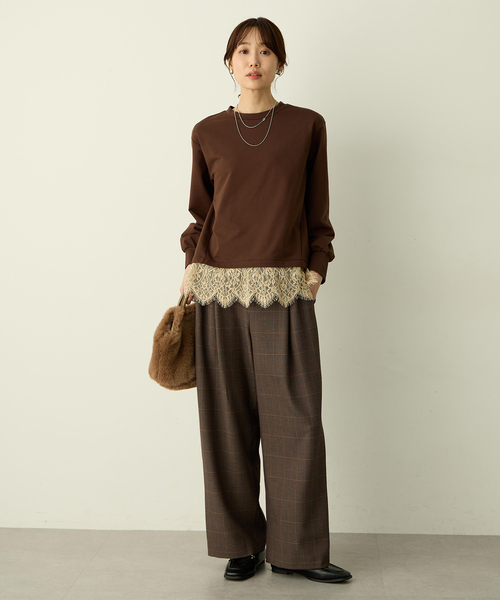Petit Honfleur（プチオンフルール）の「裾レースレイヤード風カットプルオーバー（Tシャツ/カットソー・レディース・ネイビー/ブラウン・M/L）」の16枚目の写真