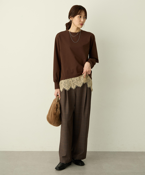 Petit Honfleur（プチオンフルール）の「裾レースレイヤード風カットプルオーバー（Tシャツ/カットソー・レディース・ネイビー/ブラウン・M/L）」の19枚目の写真