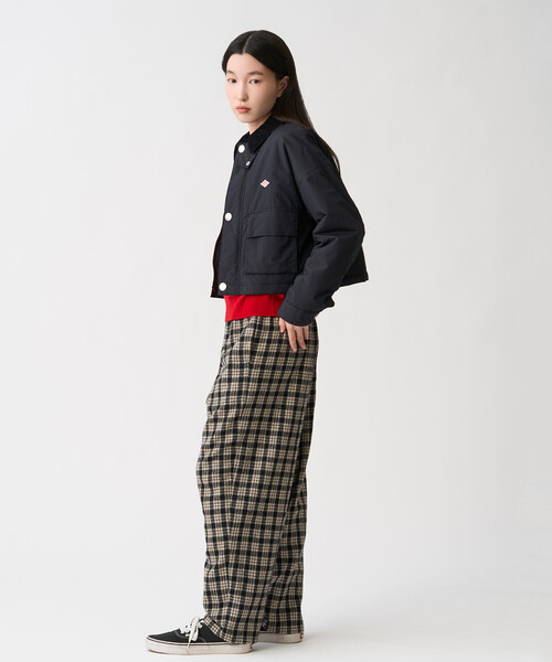 DANTON(ダントン)の「Women's Nylon Taffeta Short Jacket(ブルゾン・レディース・チャコール/ブラウン/オリーブ/レッド/ブラック・34/38/36)」の9枚目の写真