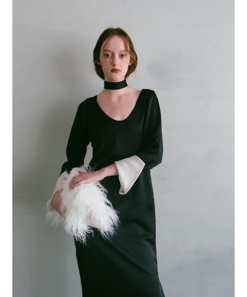 ILANIS(イラニス)の「Essential Satin Dress(ワンピース・レディース・アイボリー/ブラック・FREE)」の15枚目の写真