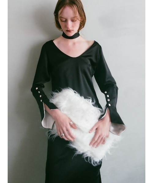 ILANIS(イラニス)の「Essential Satin Dress(ワンピース・レディース・アイボリー/ブラック・FREE)」の21枚目の写真