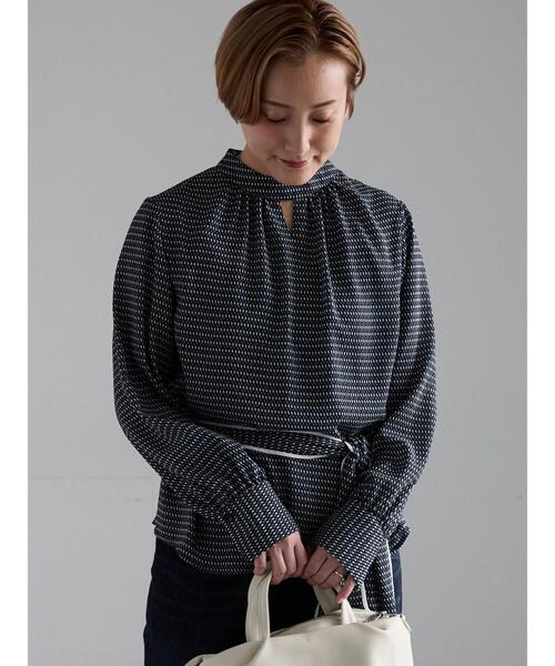 Te chichi(テチチ)の「配色2WAYボウタイブラウス(シャツ/ブラウス・レディース・ブラウン/ネイビー/ベージュ/グレー・F)」の1枚目の写真
