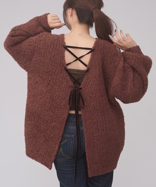 Ambre Neige(アンブルネージュ)の「2way lace up knit / 2WAYレースアップニット(ニット/セーター・レディース・ダークブラウン/ピンクベージュ/アイボリー・FREE)」の2枚目の写真