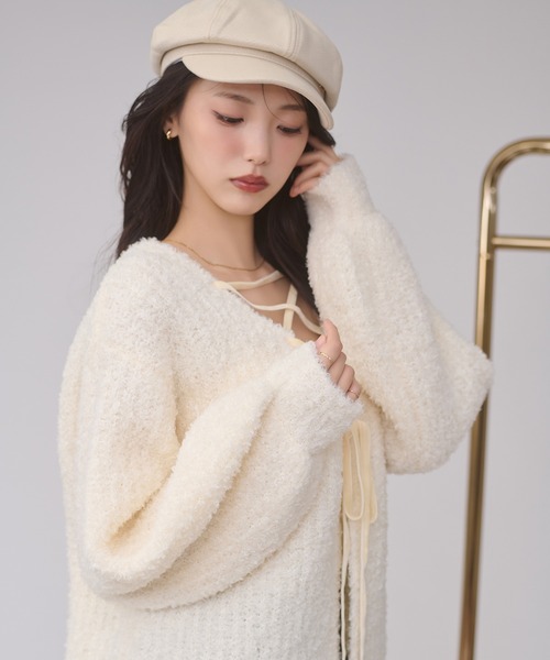 Ambre Neige(アンブルネージュ)の「2way lace up knit / 2WAYレースアップニット(ニット/セーター・レディース・ダークブラウン/ピンクベージュ/アイボリー・FREE)」の8枚目の写真