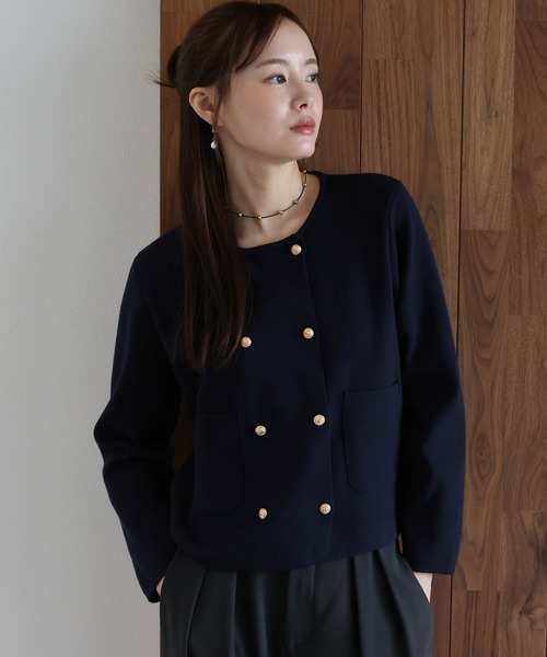 J by blue（ジェイバイブルー）の「ダブルブレストニットカーディガン（カーディガン/ボレロ・レディース・ネイビー/ブラック/アイボリー・MEDIUM）」の3枚目の写真