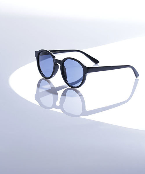 NANO universe（ナノユニバース）の「【美人百花 10月号掲載】 ファッショングラス１（サングラス・レディース・レッド/ブラウン/その他1/ブラック・FREE）」の2枚目の写真