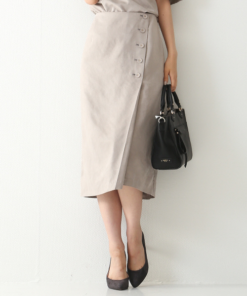 Rouge vif(ルージュヴィフ)の「スエードスカート(スカート・レディース・グレイッシュベージュ/ベージュ/チャコールグレー・36/38)」の17枚目の写真