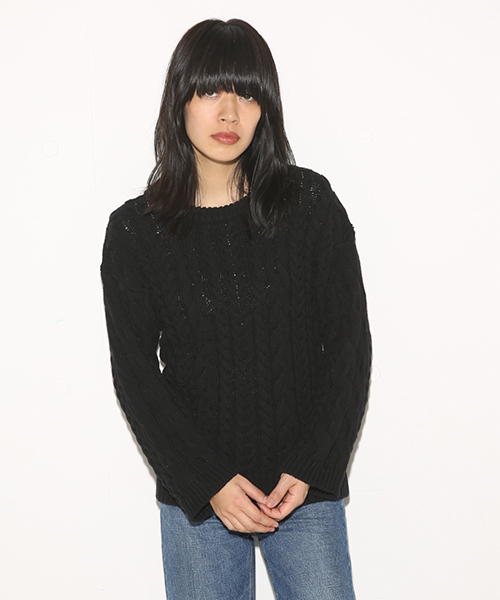 SLY（スライ）の「COTTON RELAX CABLE TOPS（ニット/セーター・レディース・ブラック/ブルー/オフホワイト・FREE）」の2枚目の写真