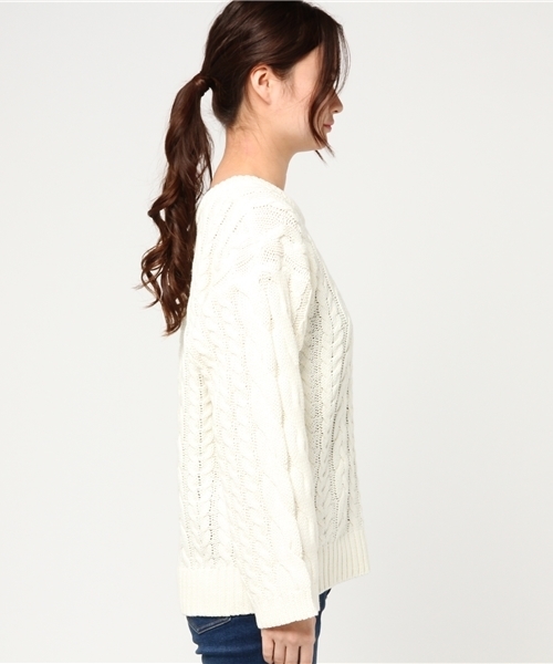 SLY（スライ）の「COTTON RELAX CABLE TOPS（ニット/セーター・レディース・ブラック/ブルー/オフホワイト・FREE）」の5枚目の写真