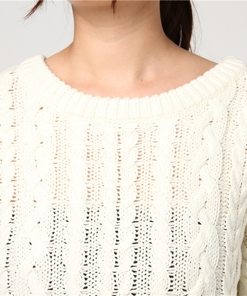 SLY（スライ）の「COTTON RELAX CABLE TOPS（ニット/セーター・レディース・ブラック/ブルー/オフホワイト・FREE）」の7枚目の写真