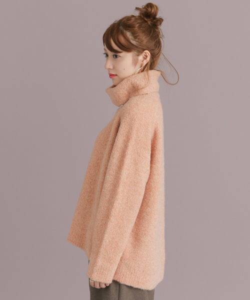 URBAN RESEARCH Sonny Label（アーバンリサーチサニーレーベル）の「ブークレタートルネックニット（ニット/セーター・レディース・オフホワイト/ピンク/グリーン・FREE）」の16枚目の写真