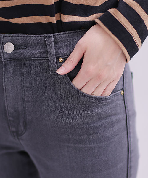 Lee（リー）の「Lee/JEGGINGS SKINNY（その他パンツ・レディース・ブルー/インディゴブルー/ダークネイビー/ブラック/グレー・MEDIUM/SMALL/X-SMALL）」の16枚目の写真