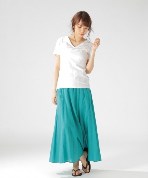 BAYFLOW（ベイフロー）の「BAYFLOW／コットンVネックプルオーバー 18SS（Tシャツ/カットソー・レディース・カーキ/ホワイト/ブラック・SMALL/MEDIUM）」の11枚目の写真