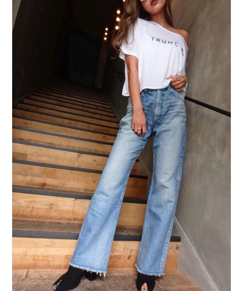 TRUNC（トランクエイティーエイト）の「TRUNC MensLike Flare Denim（デニムパンツ・レディース・ライトブルー・24inch/25inch/23inch）」の11枚目の写真