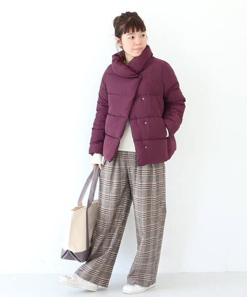 AMERICAN HOLIC(アメリカンホリック)の「スタンド衿ファイバーダウンショートコート(ダウンジャケット/コート・レディース・ブラック/ベージュ/パープル/グリーン/マスタード/グリーン系その他5/ブルー系その他5/ブラウン系その他4/その他8・M/L)」の18枚目の写真