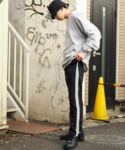 AIRWALK（エアウォーク）の「AIRWALK/エアウォーク別注　サイドラインパンツ（その他パンツ・メンズ・ブラック系その他/ブラック系その他2/ブラック系その他5/ブラック系その他3/ブラック系その他4・S/M/L）」の18枚目の写真