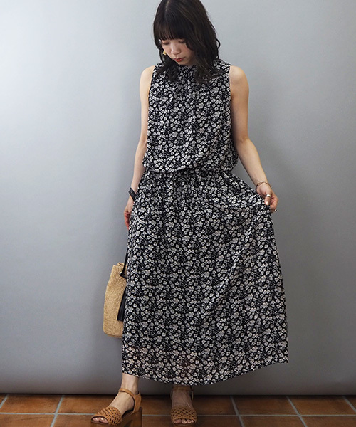 tiptop（ティップトップ）の「無地・花柄ノースリーブハイネックワンピース（ワンピース・レディース・ブラック/ライトグレー/ダークグレー/ブラウン/パープル・FREE）」の12枚目の写真