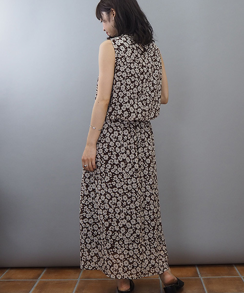 tiptop（ティップトップ）の「無地・花柄ノースリーブハイネックワンピース（ワンピース・レディース・ブラック/ライトグレー/ダークグレー/ブラウン/パープル・FREE）」の17枚目の写真