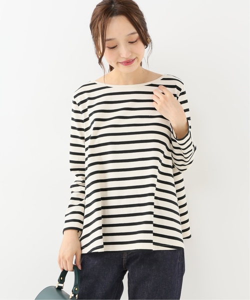 La TOTALITE（ラトータリテ）の「LE MINOR EVASEE フレアプルオーバー◆（Tシャツ/カットソー・レディース・アイボリー/マルチ・FREE）」の2枚目の写真