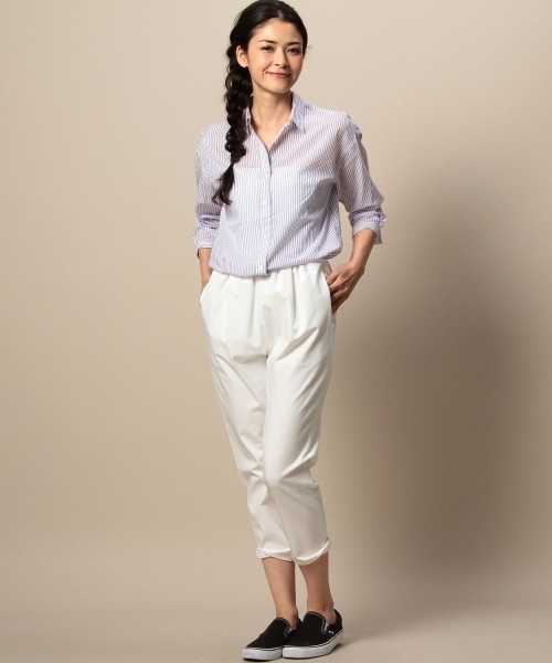 BEAUTY&YOUTH UNITED ARROWS(ビューティーアンドユースユナイテッドアローズ)の「BYMC ウエストギャザー8分丈パンツ/ホワイト ◆(その他パンツ・レディース・ホワイト・SMALL/MEDIUM)」の2枚目の写真