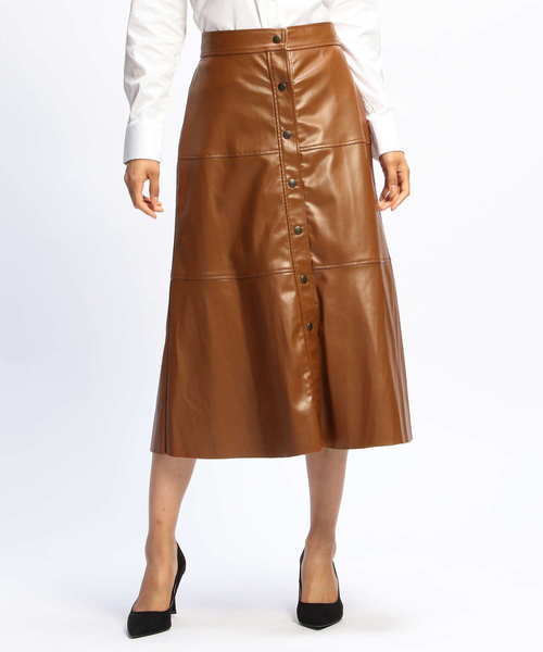 NARACAMICIE（ナラカミーチェ）の「フェイクレザーＡラインスカート（スカート・レディース・ブラウン/ブラック・LARGE/MEDIUM）」の9枚目の写真