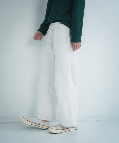 Libra Cue(リブラ キュー)の「Libra デニムRelaxパンツ(デニムパンツ・レディース・ホワイト・SMALL/MEDIUM/LARGE)」の10枚目の写真