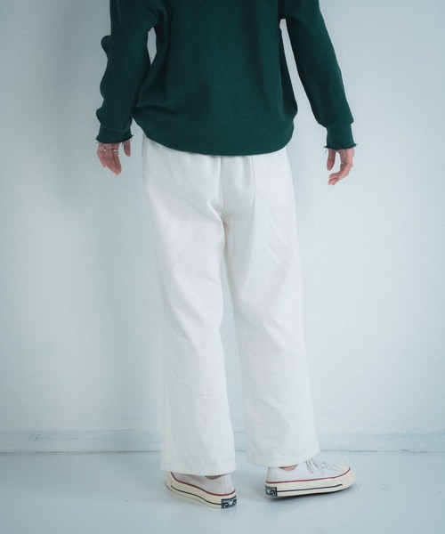 Libra Cue(リブラ キュー)の「Libra デニムRelaxパンツ(デニムパンツ・レディース・ホワイト・SMALL/MEDIUM/LARGE)」の4枚目の写真