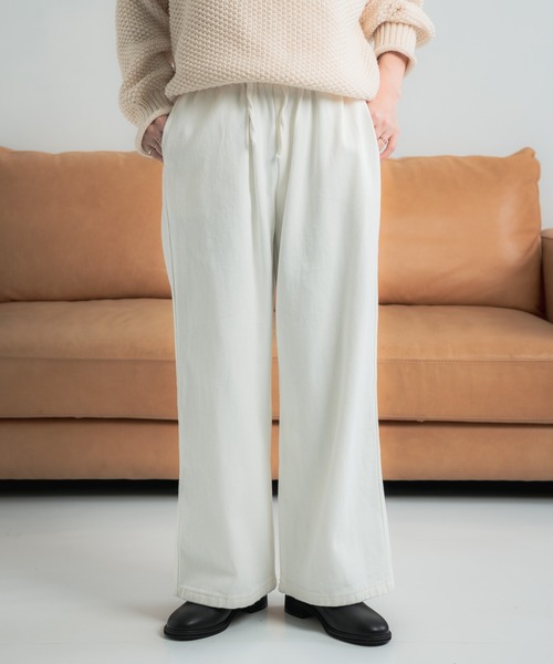 Libra Cue(リブラ キュー)の「Libra デニムRelaxパンツ(デニムパンツ・レディース・ホワイト・SMALL/MEDIUM/LARGE)」の6枚目の写真