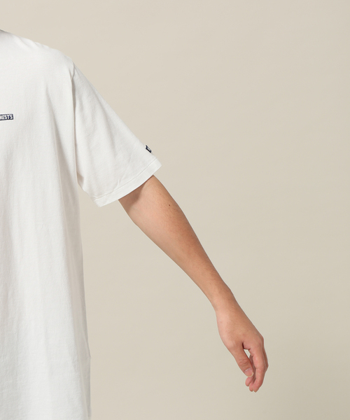 journal standard Furniture （ジャーナルスタンダードファニチャー）の「WESTS EMBROIDERY T-SHIRTS（Tシャツ/カットソー・レディース・ネイビー/レッド・SMALL/MEDIUM/LARGE）」の9枚目の写真