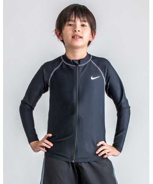 NIKE(ナイキ)の「NIKE/ナイキ/Swimwear/子ども用UVラッシュガード(ラッシュガード)」|グレー